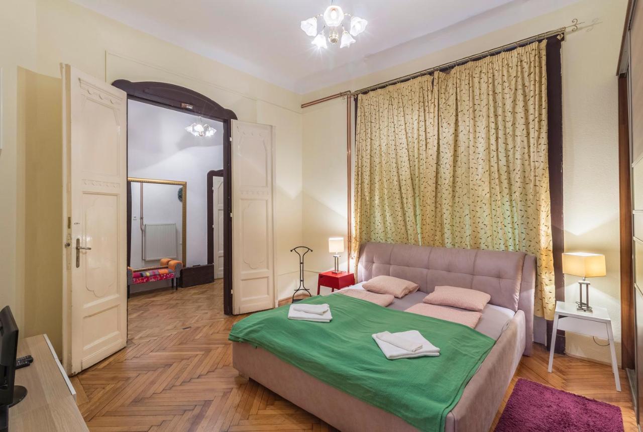 Bessara Apartment Budapest Bagian luar foto