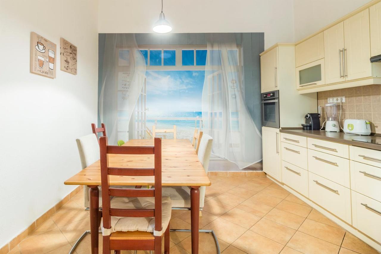 Bessara Apartment Budapest Bagian luar foto